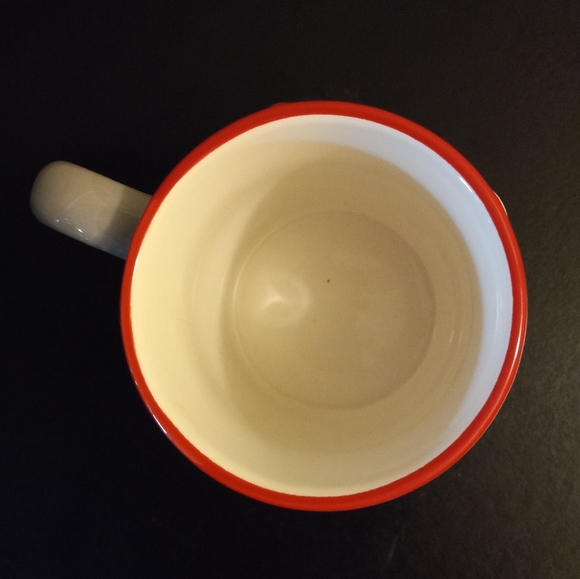 🔥HOST PICK🔥 Everyday Essentials Racoon Christmas 🎄 Mug and Saucer - Picture 4 of 9